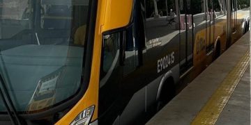 Greve dos ônibus no Rio é suspensa temporariamente após negociações e mantém estado de greve