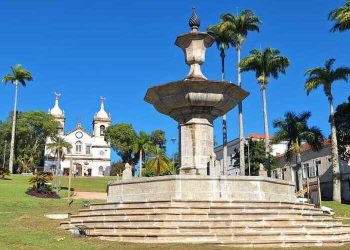 Iphan entrega restauração do Chafariz Monumental de Vassouras e amplia investimento no patrimônio