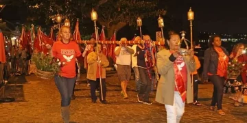 Festa do Divino Espírito Santo em Búzios celebra fé e cultura na Morro da Capela de Sant’Anna