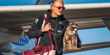Haaland leva guaxinim empalhado de Dallas em despedida da Copa do Mundo de 2026
