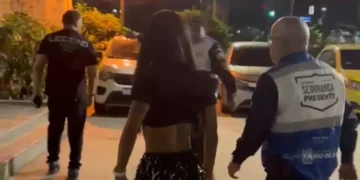 Mulher é presa após furtar US$ 800 de turista americano na Avenida Atlântica