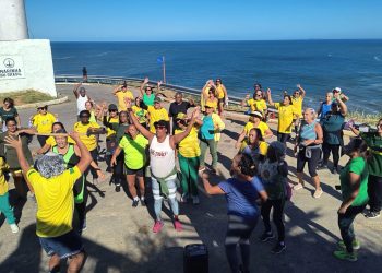 Prefeitura de Maricá promove caminhada para idosos durante campanha de conscientização