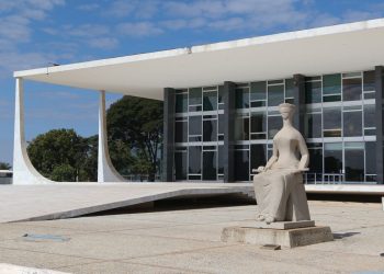 Ministro Alexandre de Moraes assume presidência temporária do STF durante recesso