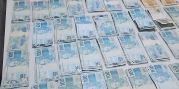 Operação do MP-RJ prende e apreende mais de R$ 60 mil em casa de deputados e vereadores ligados ao esquema de desvio de recursos
