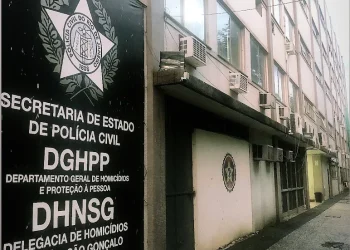 Policial civil é encontrada morta dentro de veículo na Região dos Lagos do Rio