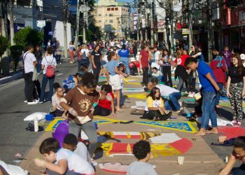 São Gonçalo celebra reconhecimento oficial do tapete de sal como Patrimônio Cultural do Rio de Janeiro