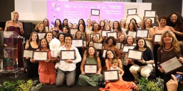 Niterói conclui a 10ª turma do programa Mulher Líder, promovendo autonomia feminina