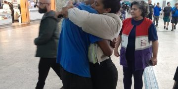 Prefeitura de Maricá auxilia jovem a reencontrar família após separação
