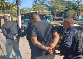 Polícia prende líder do Comando Vermelho em Niterói com armas e drogas