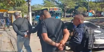 Polícia prende líder do Comando Vermelho em Niterói com armas e drogas