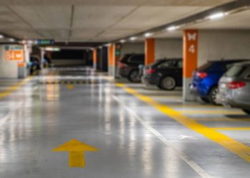 Alerj analisa projeto que torna estacionamento gratuito em shoppings do Rio