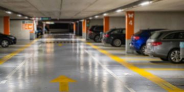 Alerj analisa projeto que torna estacionamento gratuito em shoppings do Rio