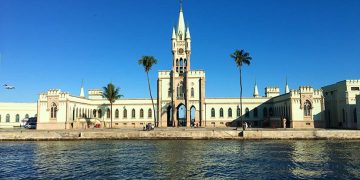 Ilha Fiscal no Rio de Janeiro oferece passeios especiais durante as férias de julho