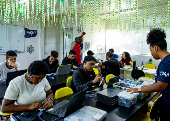 Espaços da Juventude do Rio oferecem 3.500 vagas gratuitas em cursos até agosto