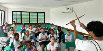 Saquarema abre concurso para 1.280 vagas na Educação com salários acima de R$ 4 mil
