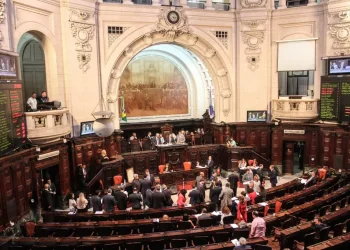 Avaliação sistemática de políticas públicas é essencial para melhorar segurança no Rio
