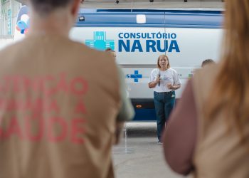 Prefeitura de Maricá lança consultório móvel para ampliar assistência a população em situação de rua