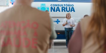 Prefeitura de Maricá lança consultório móvel para ampliar assistência a população em situação de rua