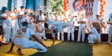 Itaboraí amplia aulas de capoeira gratuitas para promover saúde, cultura e inclusão