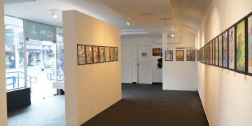 Exposição na Casa das Artes revela talentos de estudantes na mostra “A Arte de Ser Artista”