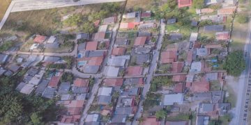 Prefeitura de Maricá realiza cadastro para regularização fundiária em bairros Spar e Jardim Interlagos