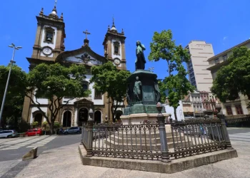 Prefeitura do Rio inicia restauração de imóveis históricos na região do Largo de São Francisco de Paula