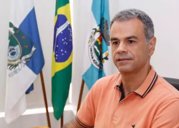 Rogério Lisboa apoia Eduardo Paes e reforça vantagem em cidades-chave do Rio