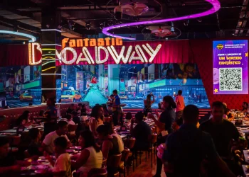 Restaurante Fantástico abre vagas de emprego para nova unidade em Niterói