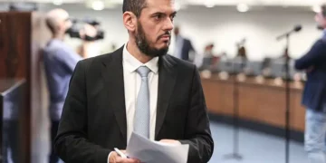 STF inicia julgamento de denúncia contra Rodrigo Bacellar por obstrução a investigações