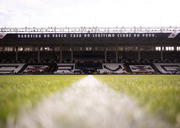 Vasco empata com Olimpia em jogo equilibrado na ida das oitavas da Sul-Americana