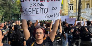 Governo do Rio suspeita de irregularidades e suspende programa de enfrentamento à violência contra a mulher