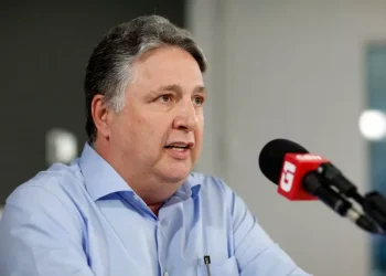 TSE pode influenciar candidatura de Garotinho com precedente sobre suspensão de direitos políticos