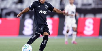 Botafogo enfrenta o Cienciano na Sul-Americana com retorno de Huguinho ao time