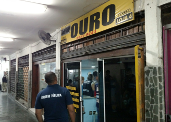 Aumento de roubos de ouro no Rio devido à crise econômica e mercado clandestino