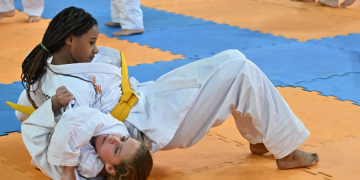 Alunos do Projeto Talentos do Tatame participam do Bunka-Sai no Palácio de Cristal