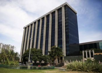 Aumento de 39% nos recursos de publicidade do Rio até julho, com foco em segurança pública