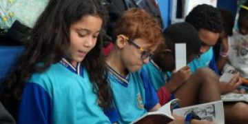 Unidade do Galo Branco realiza evento para incentivar a leitura com fantasia e Clube do Livro