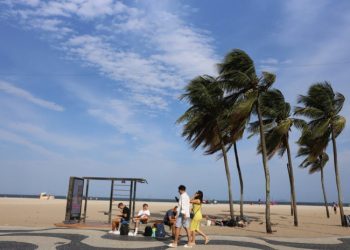 Boletim do Inea indica 12 praias do Rio para banho durante feriado de Nossa Senhora Aparecida