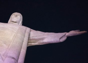Cristo Redentor completa 95 anos com planos de Via Sacra e novas atrações