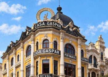 História da Casa Gaspar na Praça Tiradentes revela legado de comércio e cultura no Rio