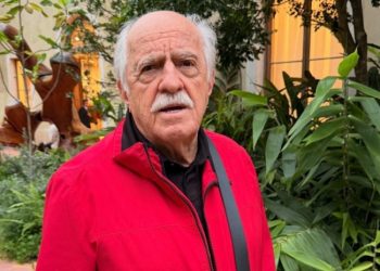 Ary Fontoura reconstrói casa após tempestade e episódio com cachorro no Recreio