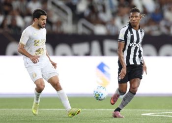 Botafogo enfrenta Chapecoense no Engenhão pela 31ª rodada do Campeonato Brasileiro