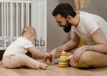 Dia das Crianças: atividades simples em casa auxiliam no desenvolvimento e fortalecem vínculos