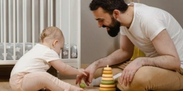 Dia das Crianças: atividades simples em casa auxiliam no desenvolvimento e fortalecem vínculos
