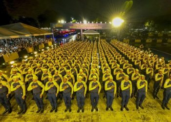 Força Municipal detém adolescentes e recupera dois iPhones em furtos no Rio