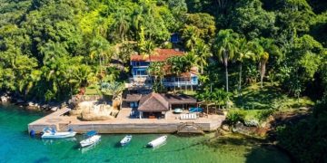 Disputa judicial e política envolvendo mansão na Ilha Comprida, em Angra