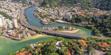 Dragagem no Canal da Joatinga deve melhorar qualidade da água na Barra da Tijuca