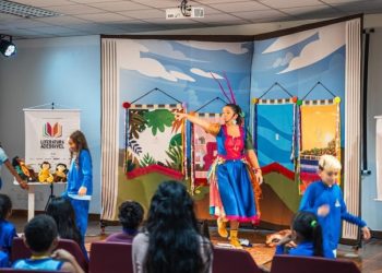 Caravana do projeto Literatura Acessível chega ao Rio de Janeiro com atividades na Gamboa