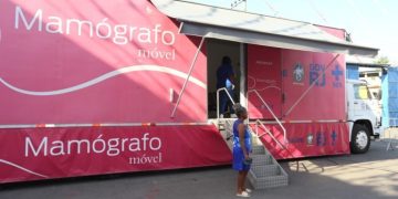 Mamógrafo móvel realiza exames gratuitos em Nova Iguaçu e Cabo Frio durante Outubro Rosa