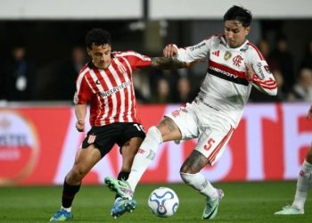 Flamengo empatua com Estudiantes na ida da semifinal da Libertadores 2026